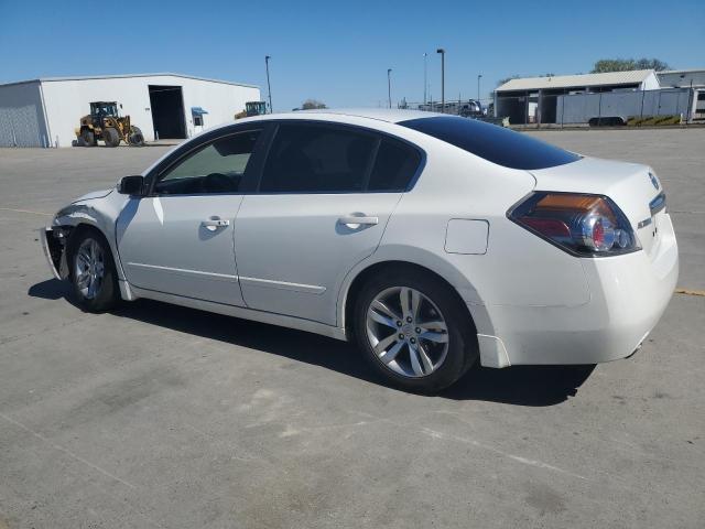 1N4BL2AP5BN444574 - 2011 NISSAN ALTIMA SR WHITE photo 2