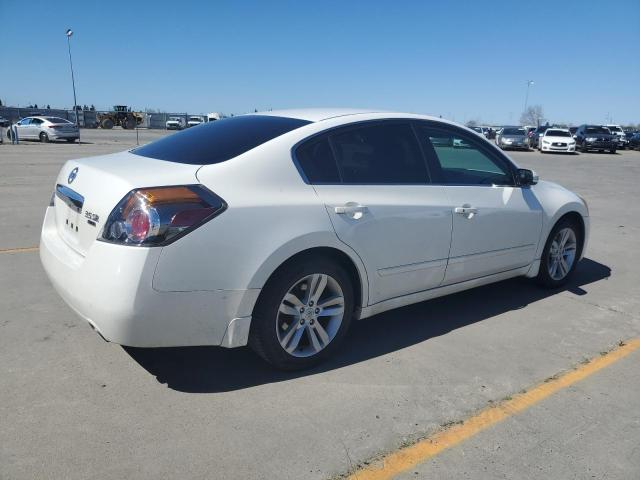 1N4BL2AP5BN444574 - 2011 NISSAN ALTIMA SR WHITE photo 3