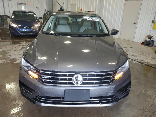 1VWDT7A39HC064278 - 2017 VOLKSWAGEN PASSAT R-LINE Մոխրագույն լուսանկար 5