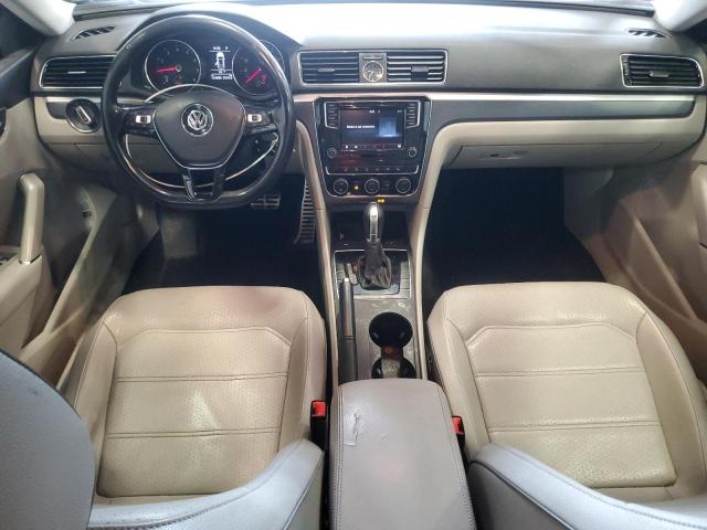 1VWDT7A39HC064278 - 2017 VOLKSWAGEN PASSAT R-LINE Մոխրագույն լուսանկար 8