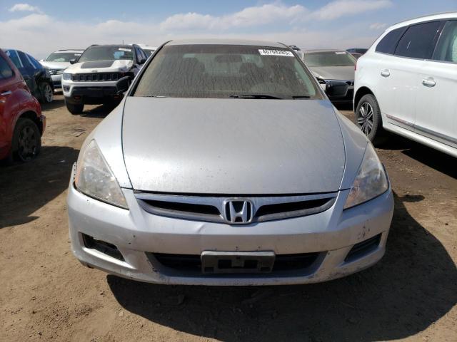 JHMCM56196C004584 - 2006 HONDA ACCORD VALUE SILVER photo 5