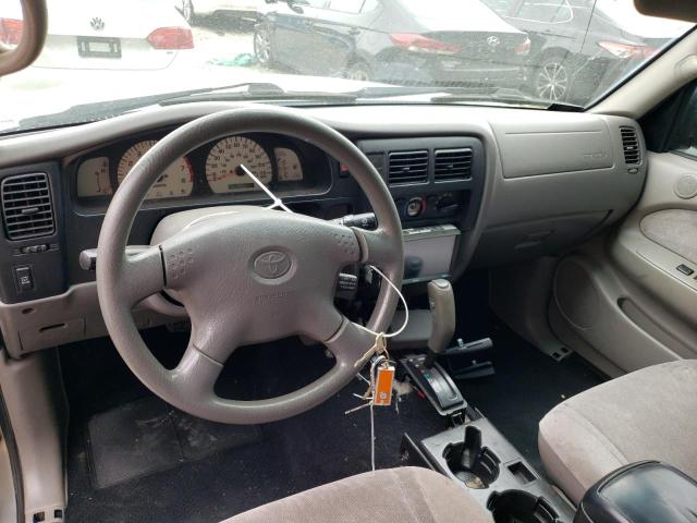 5TESN92N72Z086269 - 2002 TOYOTA TACOMA XTRACAB PRERUNNER ვერცხლისფერი ფოტო 8