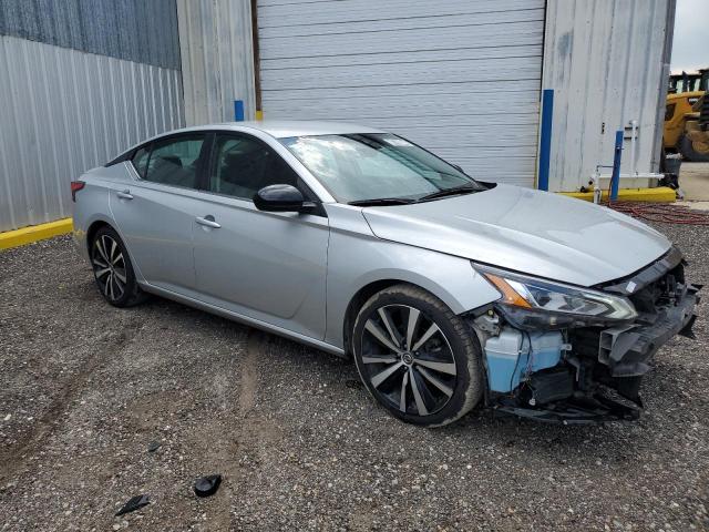 1N4BL4CV9NN300697 - 2022 NISSAN ALTIMA SR SILVER photo 4