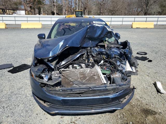3FA6P0HD5JR238012 - 2018 FORD FUSION SE BLUE photo 5