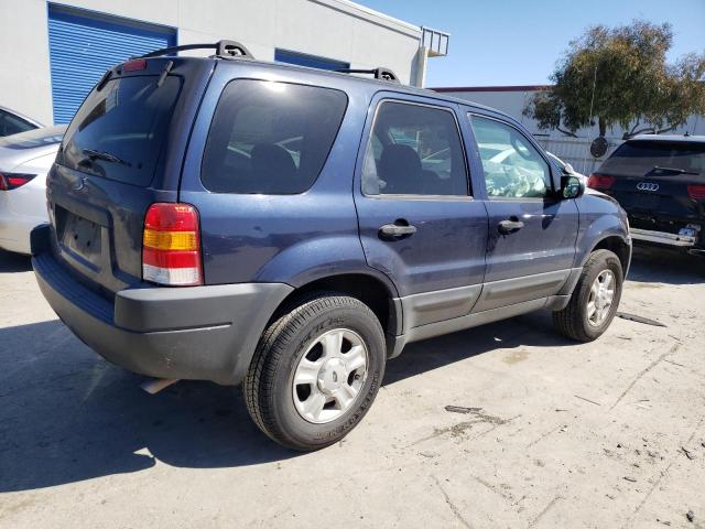 1FMYU03173KD07228 - 2003 FORD ESCAPE XLT BLUE photo 3