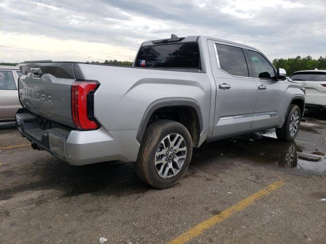 5TFMA5DB9NX015568 - 2022 TOYOTA TUNDRA CREWMAX PLATINUM Silber Foto 3