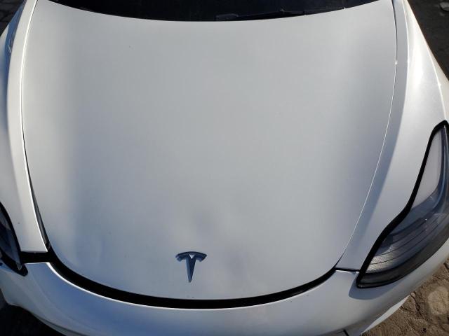 5YJ3E1EA1NF369934 - 2022 TESLA MODEL 3 WHITE photo 11