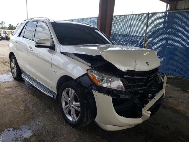 4JGDA5HB9CA027726 - 2012 MERCEDES-BENZ ML 350 4MATIC WHITE photo 1