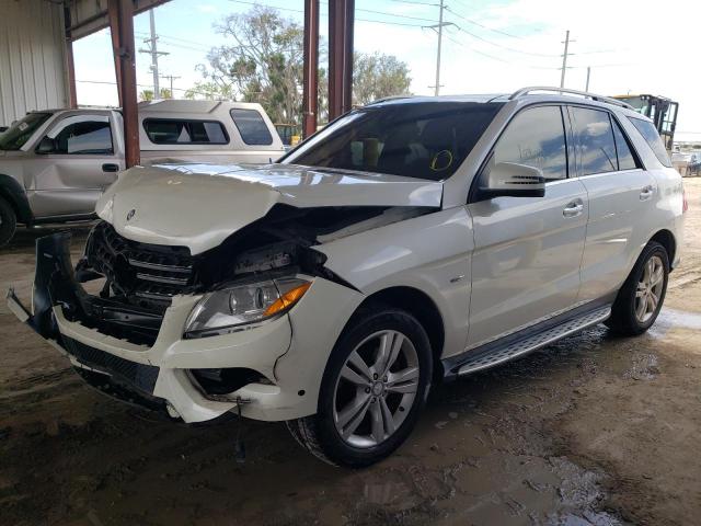 4JGDA5HB9CA027726 - 2012 MERCEDES-BENZ ML 350 4MATIC WHITE photo 2