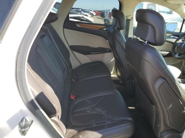 5LMCJ2C91GUJ24502 - 2016 LINCOLN MKC SELECT თეთრი ფოტო 10