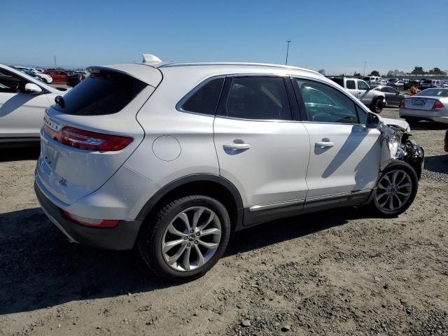 5LMCJ2C91GUJ24502 - 2016 LINCOLN MKC SELECT თეთრი ფოტო 3