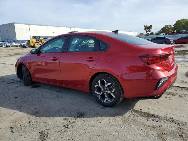 3KPF24AD8ME311346 - 2021 KIA FORTE FE RED photo 2