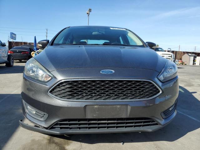 1FADP3M20HL203044 - 2017 FORD FOCUS SEL GRAY photo 5