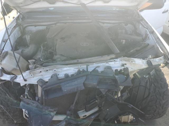 3TMJU4GN6BM113372 - 2011 TOYOTA TACOMA DOUBLE CAB PRERUNNER WHITE photo 12