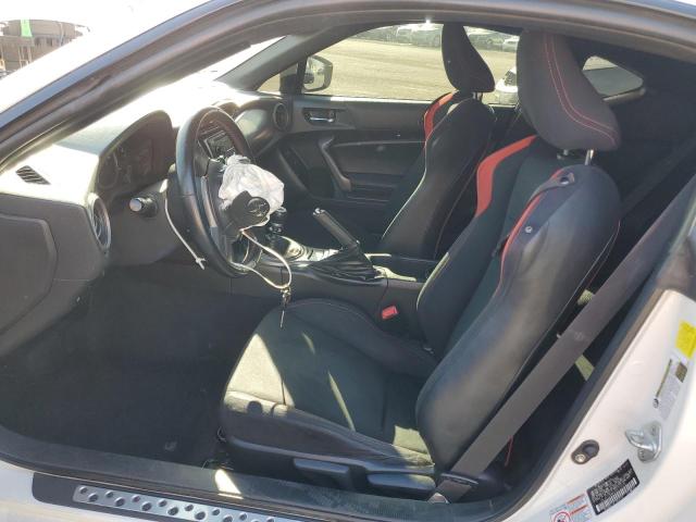 JF1ZNAA11D1723125 - 2013 TOYOTA SCION FR-S WHITE photo 7