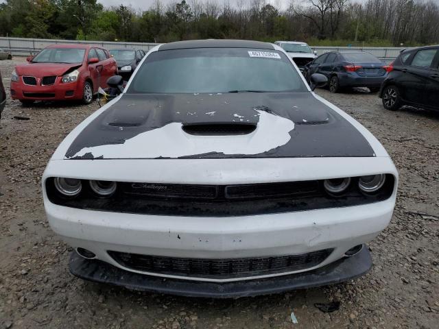 2C3CDZFJXKH530016 - 2019 DODGE CHALLENGER R/T SCAT PACK WHITE photo 5