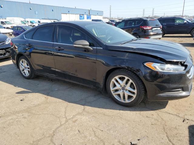 3FA6P0H73GR119717 - 2016 FORD FUSION SE BLACK photo 4