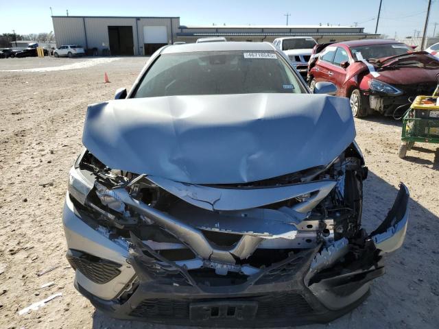 4T1G11AK2RU264789 - 2024 TOYOTA CAMRY SE NIGHT SHADE SILVER photo 5