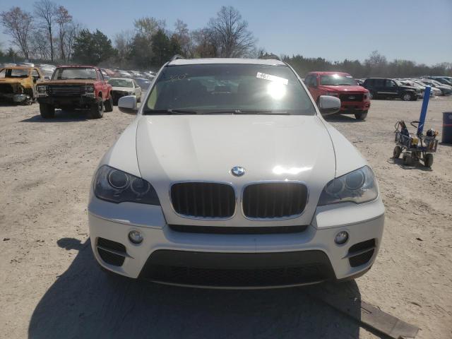 5UXZV4C53CL758052 - 2012 BMW X5 XDRIVE35I WHITE photo 5