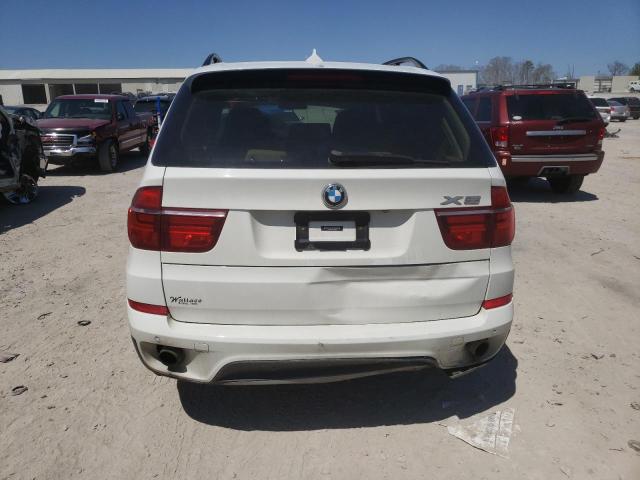 5UXZV4C53CL758052 - 2012 BMW X5 XDRIVE35I WHITE photo 6
