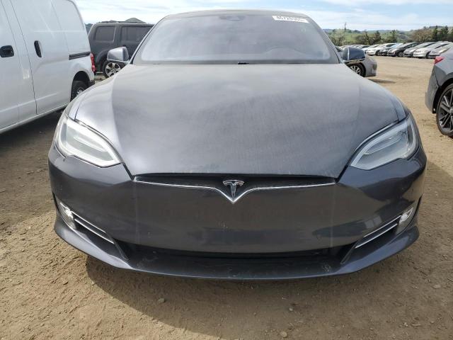 5YJSA1E2XGF139599 - 2016 TESLA MODEL S CHARCOAL photo 5