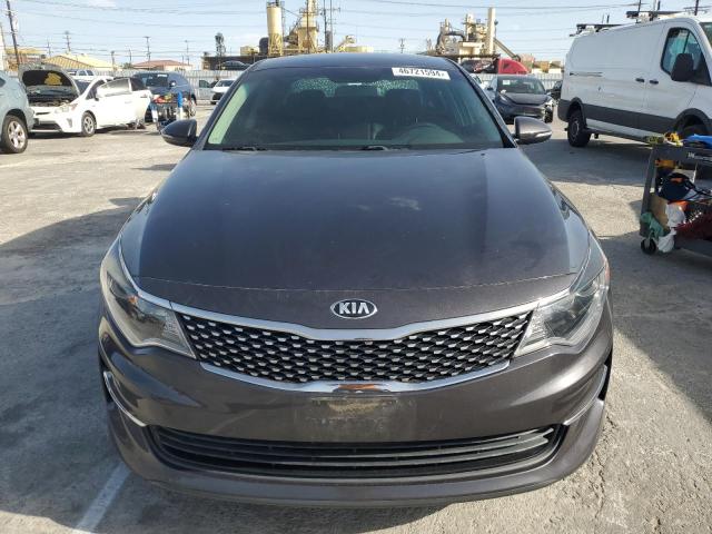 5XXGU4L37JG203063 - 2018 KIA OPTIMA EX GRAY photo 5