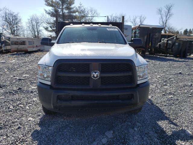 3C7WRTBJ2JG376450 - 2018 RAM 3500 WHITE photo 5