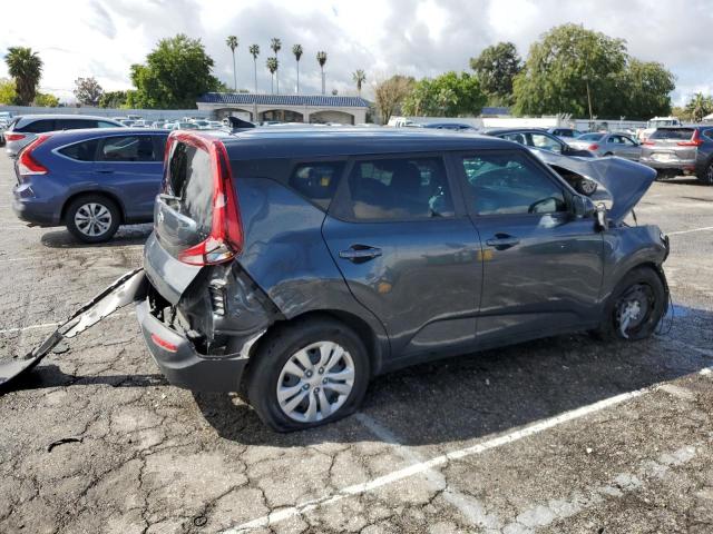 KNDJ23AU6L7108023 - 2020 KIA SOUL LX GRAY photo 3