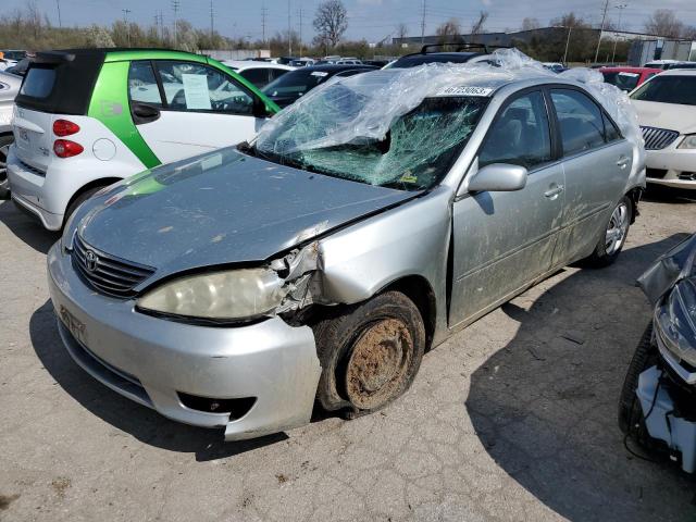 JTDBE30K663059607 - 2006 TOYOTA CAMRY LE SILVER photo 1