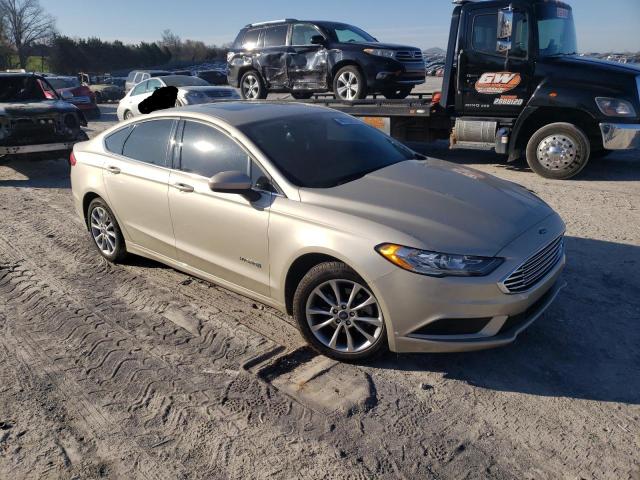 3FA6P0LU7HR410686 - 2017 FORD FUSION SE HYBRID BEIGE photo 4