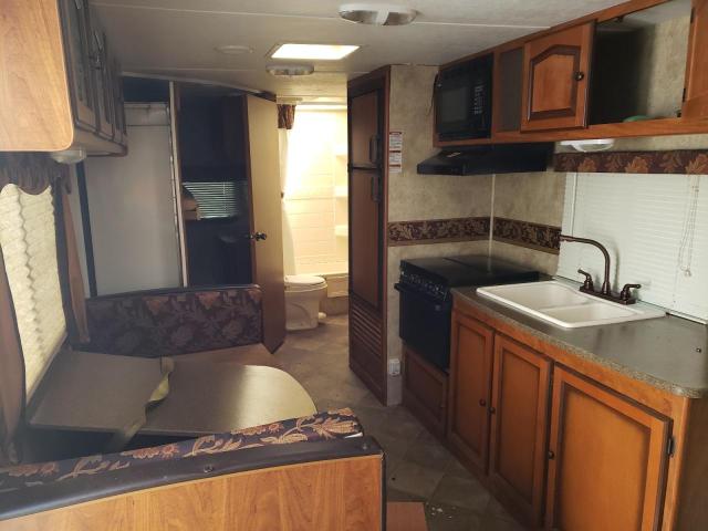 4YDT25029BT414379 - 2011 KEYSTONE PASSPORT WHITE photo 5