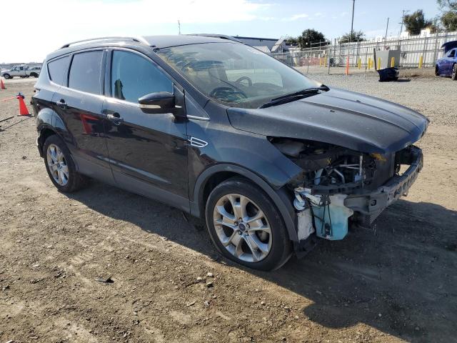 1FMCU0JX3EUD66043 - 2014 FORD ESCAPE TITANIUM BLACK photo 4