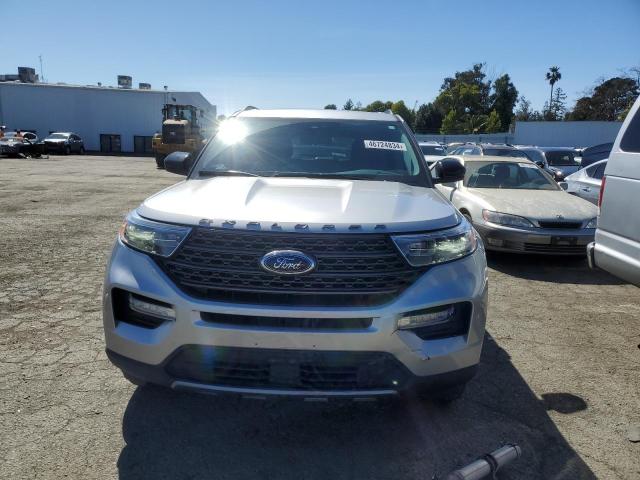 1FMSK8DH7NGA04459 - 2022 FORD EXPLORER XLT SILVER photo 5