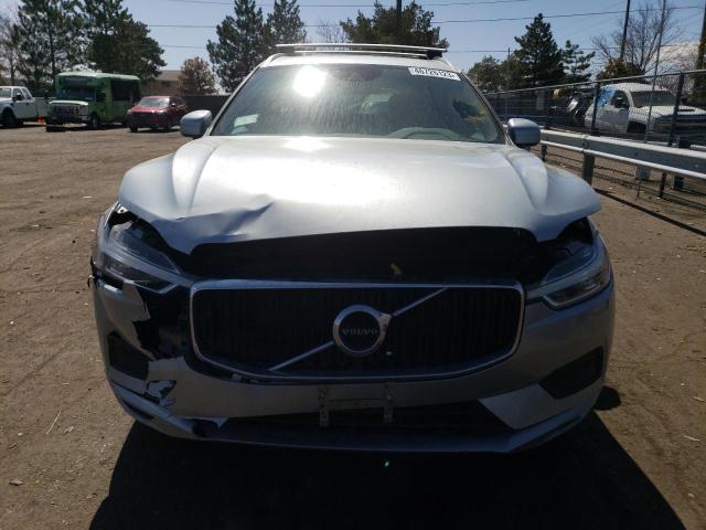 YV4102RKXJ1056122 - 2018 VOLVO XC60 T5 MOMENTUM SILVER photo 5