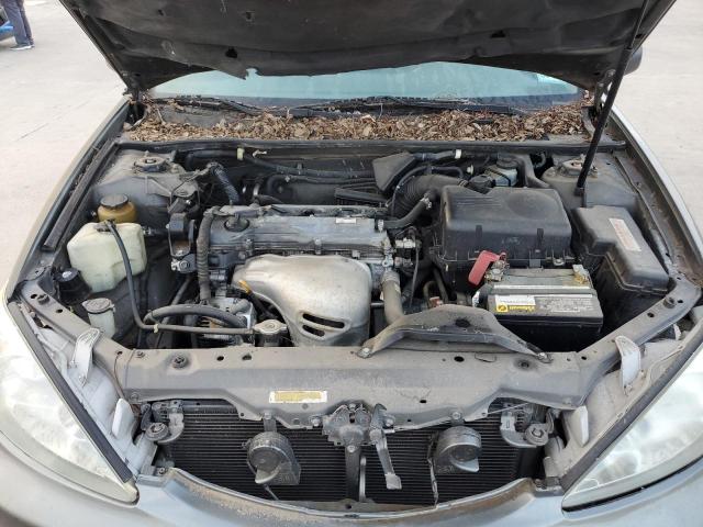 4T1BE32K93U670875 - 2003 TOYOTA CAMRY LE GRAY photo 11