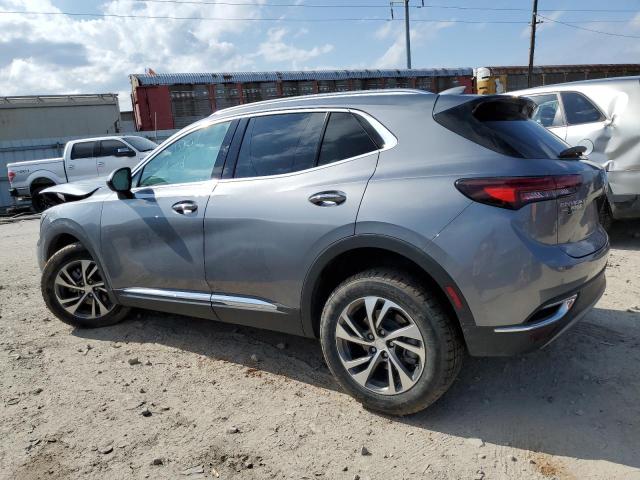 LRBFZPR47MD065665 - 2021 BUICK ENVISION ESSENCE ნაცრისფერი ფოტო 2