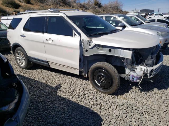 1FM5K8D8XFGB25744 - 2015 FORD EXPLORER XLT WHITE photo 4