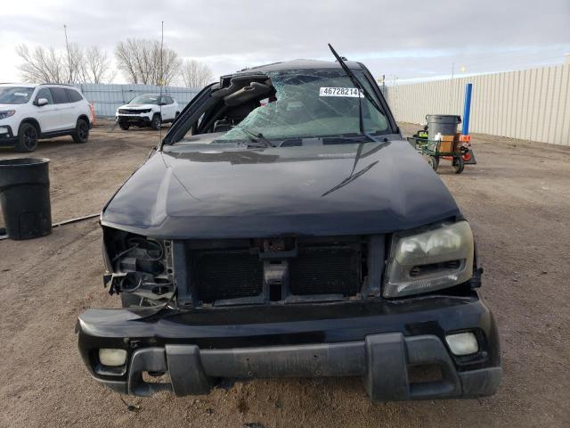 1GNDT13S632286366 - 2003 CHEVROLET TRAILBLAZE BLACK photo 5