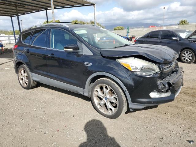 1FMCU0J94DUB55689 - 2013 FORD ESCAPE TITANIUM BLACK photo 4