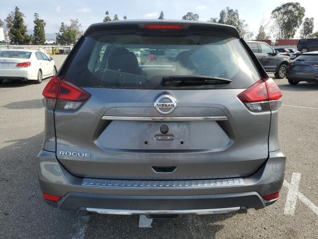 KNMAT2MT9JP561138 - 2018 NISSAN ROGUE S GRAY photo 6