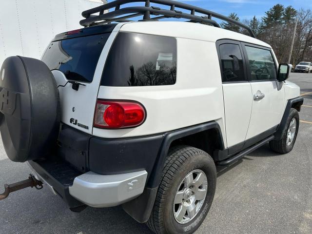 JTEBU4BF9AK079109 - 2010 TOYOTA FJ CRUISER WHITE photo 4