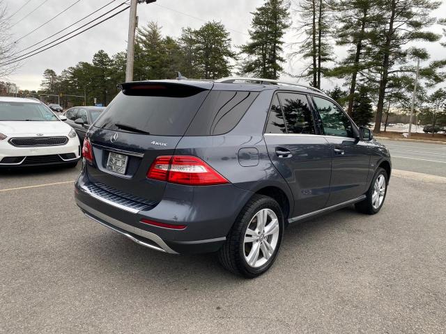 4JGDA5HB3CA028726 - 2012 MERCEDES-BENZ ML 350 4MATIC GRAY photo 3