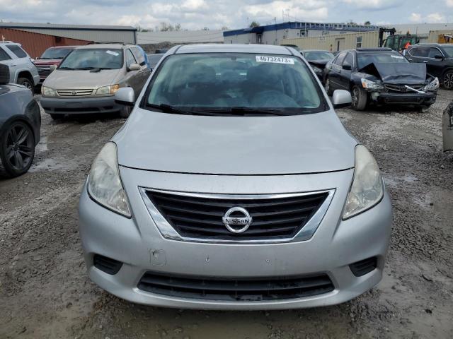 3N1CN7AP7CL854822 - 2012 NISSAN VERSA S SILVER photo 5