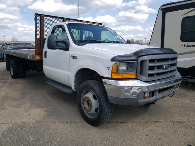 1FDAF56FXXEB10350 - 1999 FORD F550 SUPER DUTY WHITE photo 4