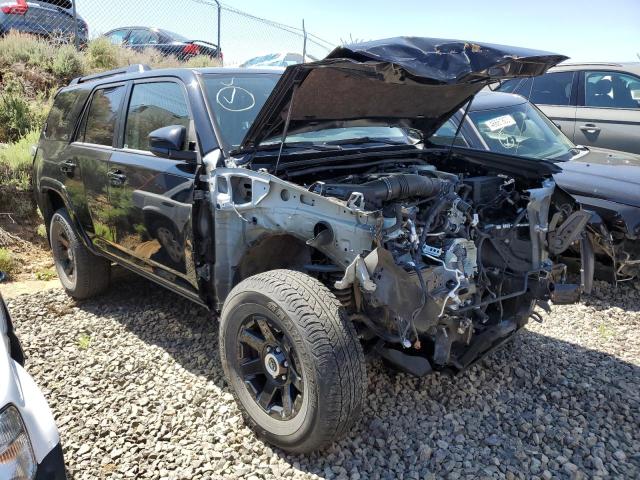 JTETU5JR1N5984499 - 2022 TOYOTA 4RUNNER TRAIL BLACK photo 4