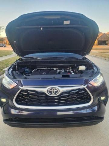 5TDGZRBH2NS245799 - 2022 TOYOTA HIGHLANDER XLE BLUE photo 7