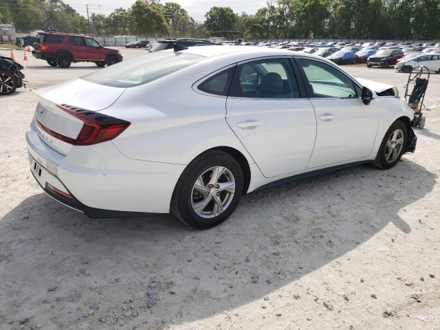 5NPEG4JA2LH043570 - 2020 HYUNDAI SONATA SE WHITE photo 3