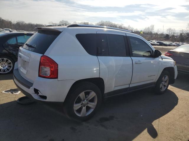 1C4NJDBBXDD232998 - 2013 JEEP COMPASS SPORT WHITE photo 3