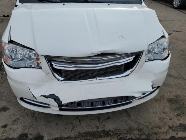 2C4RC1CG2DR534562 - 2013 CHRYSLER TOWN & COU TOURING L WHITE photo 12