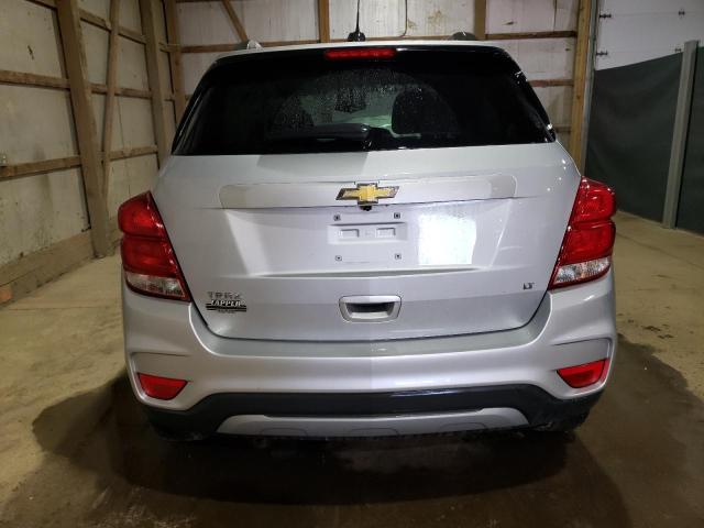 3GNCJLSB8LL278993 - 2020 CHEVROLET TRAX 1LT SILVER photo 6